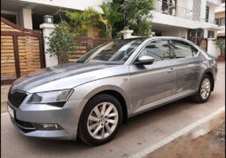 Used 2015 Skoda Superb full