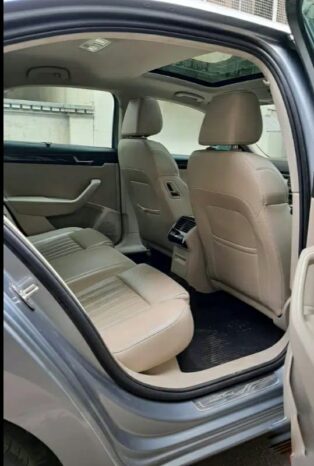 Used 2015 Skoda Superb full